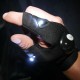 Ľahká rukavica s LED osvetlením pre mechanikov GEKO