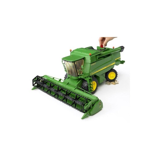 John Deere T670i 02132 Kombajn BRUDER John Deere T670i 02132 Kombajn BRUDER