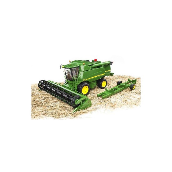 John Deere T670i 02132 Kombajn BRUDER John Deere T670i 02132 Kombajn BRUDER