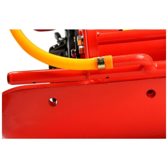 Vibračná doska jednosmerná + nádrž na vodu 110kg MAR-POL Vibračná doska jednosmerná + nádrž na vodu 110kg MAR-POL