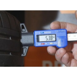 Digitálny merač hĺbky dezénu pneumatiky 0-25,4 mm MAR-POL Digitálny merač hĺbky dezénu pneumatiky 0-25,4 mm MAR-POL