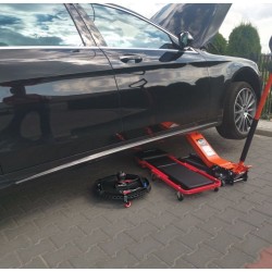 Mobilný dielenský priestor s LED baterkou MAR-POL