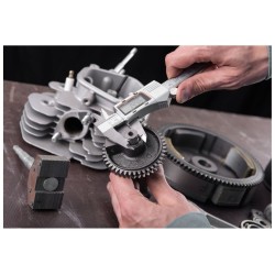 Posuvná digitálna stupnica z nehrdzavejúcej ocele, 0-150 mm, podsvietenie displeja EXTOL PREMIUM Posuvná digitálna stupnica z nehrdzavejúcej ocele, 0-150 mm, podsvietenie displeja EXTOL PREMIUM