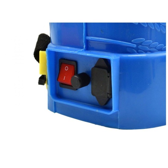 Batériový postrekovač 16l, 12V, 12Ah, modrý GEKO Batériový postrekovač 16l, 12V, 12Ah, modrý GEKO