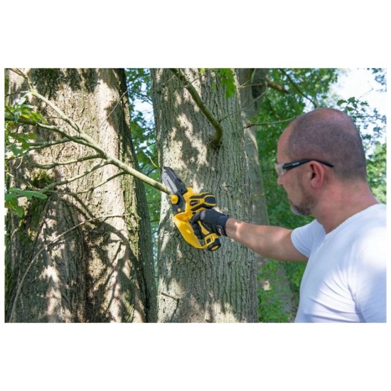 POWXG1045 AKU jednoručná reťazová píla 12V LI-ION 100mm POWERPLUS POWXG1045 AKU jednoručná reťazová píla 12V LI-ION 100mm POWERPLUS