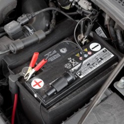 Adaptér autobatérie - zásuvka 12/24V COMPASS Adaptér autobatérie - zásuvka 12/24V COMPASS