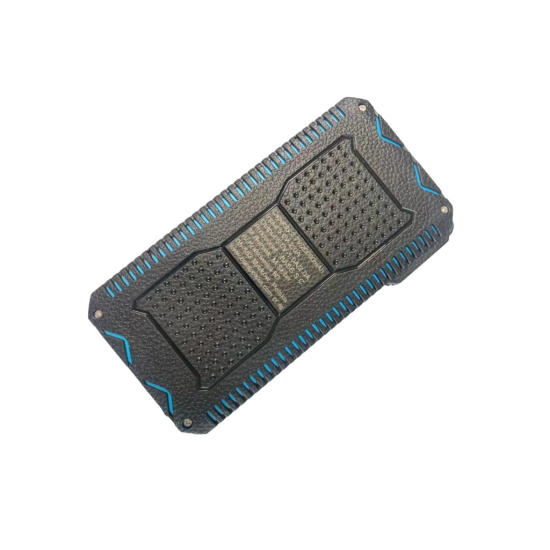 Solárna powerbanka 10000mAh so zapaľovačom a baterkou BASS Solárna powerbanka 10000mAh so zapaľovačom a baterkou BASS