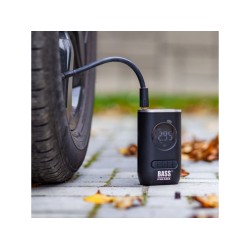 Batériový mini kompresor 7,4V s LED baterkou BASS Batériový mini kompresor 7,4V s LED baterkou BASS