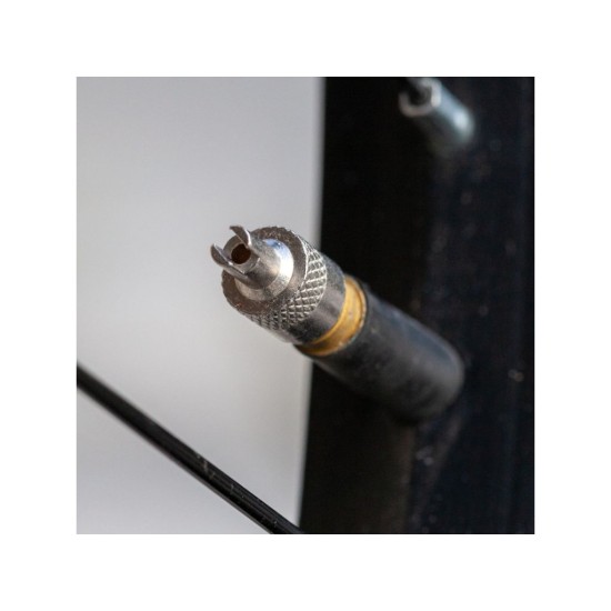 Kovový uzáver ventilu s kľúčom, 1ks Kovový uzáver ventilu s kľúčom, 1ks