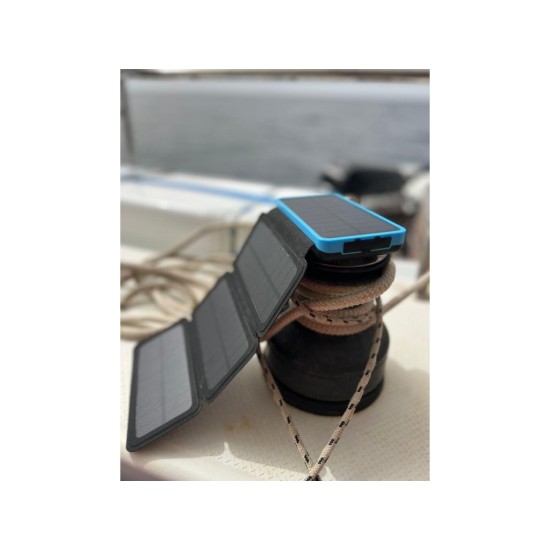 Solárna powerbanka 25000mAh, štyri solárne panely a LED baterka BASS Solárna powerbanka 25000mAh, štyri solárne panely a LED baterka BASS