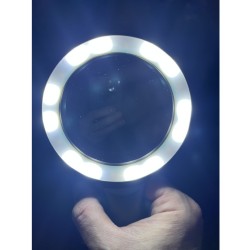 88 mm lupa s LED svetlom, 18 LED, 10-násobné zväčšenie - GEKO 88 mm lupa s LED svetlom, 18 LED, 10-násobné zväčšenie - GEKO