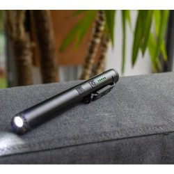 Inspekční LED svítilna 400 lm, 800 mAh, s UV světlem a magnetem - GEKO Inspekční LED svítilna 400 lm, 800 mAh, s UV světlem a magnetem - GEKO