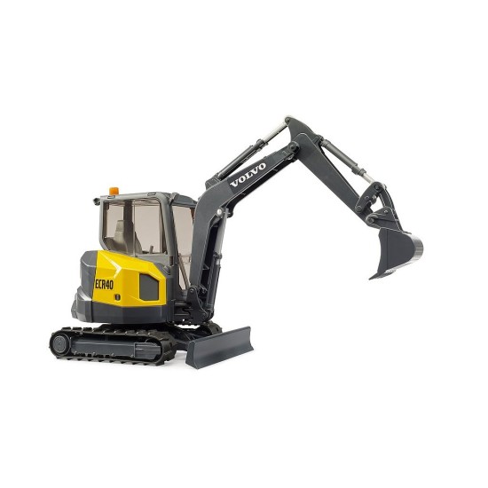 Kompaktní rypadlo (minibagr) Volvo ECR40 - BRUDER Kompaktní rypadlo (minibagr) Volvo ECR40 - BRUDER