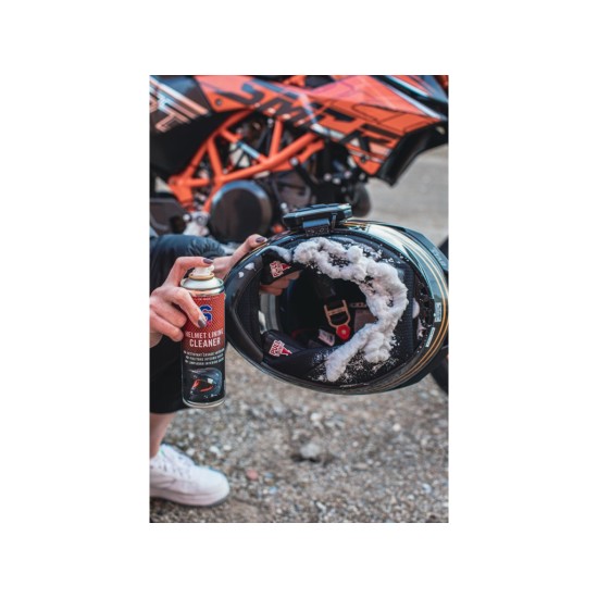 S100 čistič a dezinfekce interiéru přilby - Helmet Interior Cleaner 300 ml S100 čistič a dezinfekce interiéru přilby - Helmet Interior Cleaner 300 ml