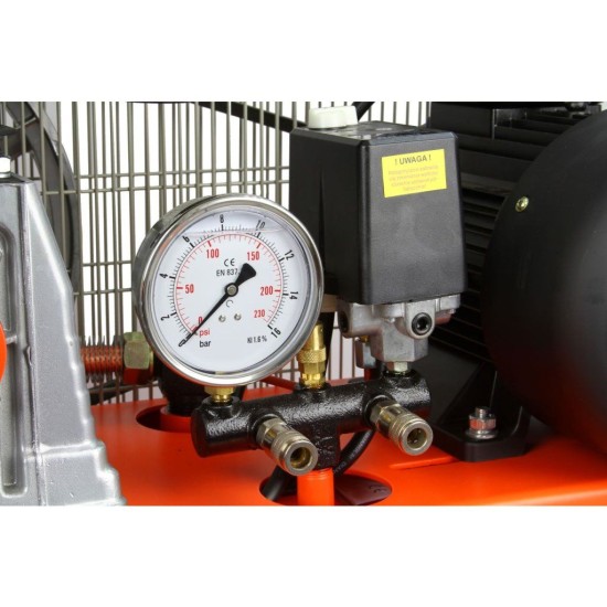Kompresor olejový Z2090 2V 200 l, 400 V, 4 kW, 10 barů BJC Kompresor olejový Z2090 2V 200 l, 400 V, 4 kW, 10 barů BJC